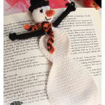 Frosty the Bookman Snowman Bookmark Free Crochet Pattern