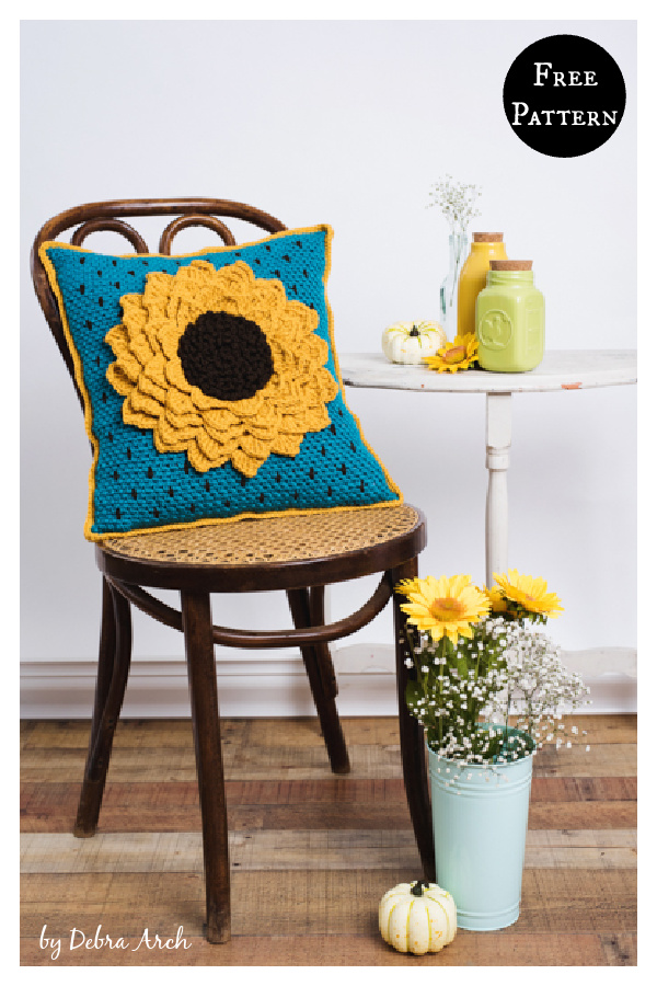 Here Comes the Sunflower Pillow Free Crochet Pattern