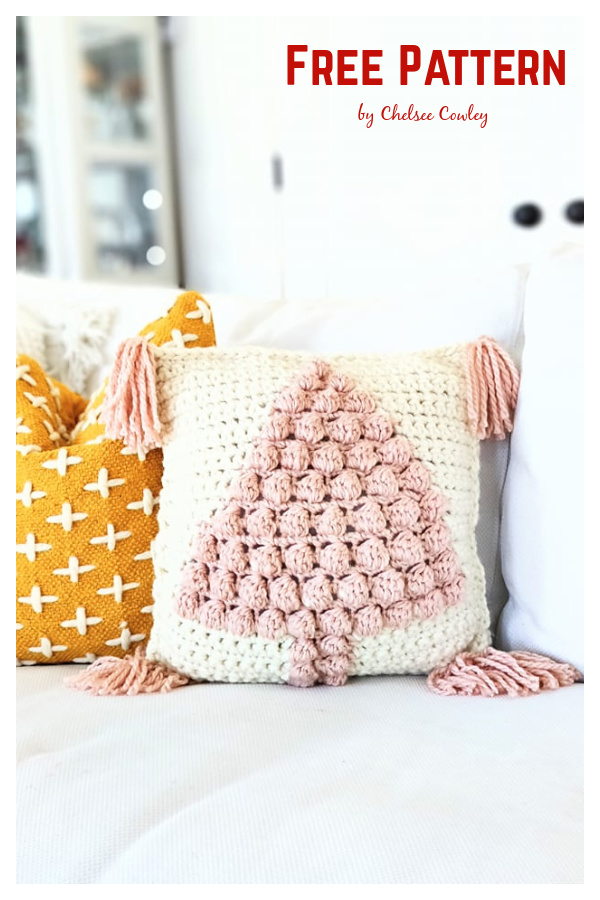 Christmas Time Pillow Free Crochet Pattern