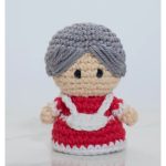Mini Mrs. Claus Amigurumi Free Crochet Pattern and Video Tutorial