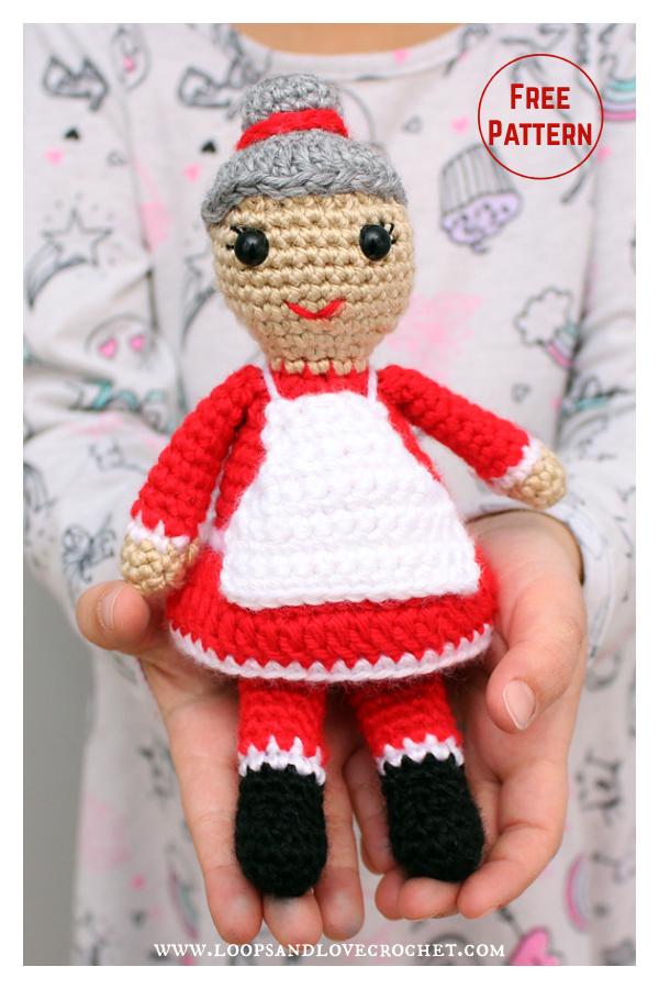 Mini Mrs. Claus Amigurumi Free Crochet Pattern