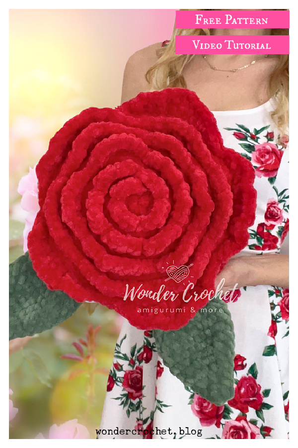 No-Sew Rose Pillow Free Crochet Pattern and Video Tutorial