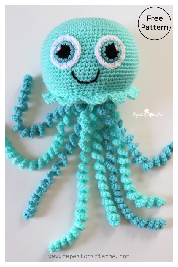 Jellyfish Plushie Free Crochet Pattern