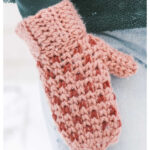 Knit-Look Little Hearts Mittens Free Crochet Pattern