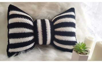 Striped Bow Pillow Free Crochet Pattern