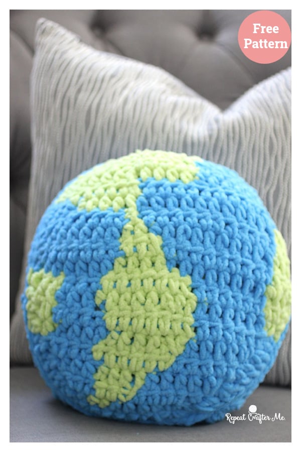 Planet Earth Pillow Free Crochet Pattern