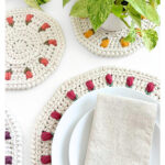 Tulip Placemat Set Free Crochet Pattern and Video Tutorial