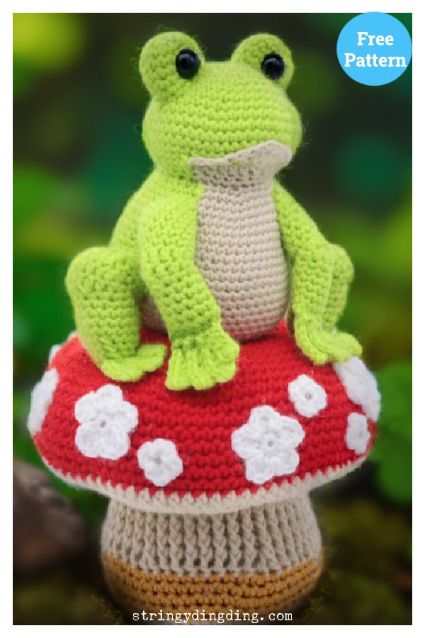 Frog on a Mushroom Amigurumi Free Crochet Pattern