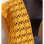 Tulip Garden Scarf Free Crochet Pattern and Video Tutorial