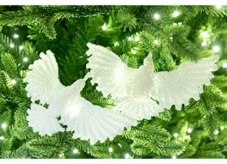 Turtle Doves Ornament Free Crochet Pattern and Video Tutorial