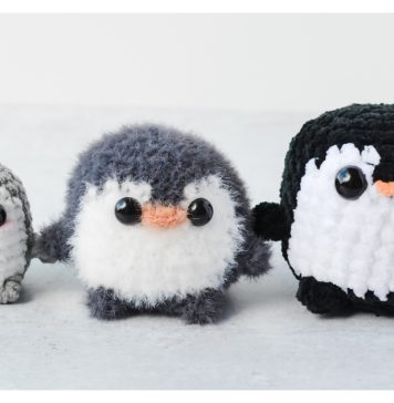 Pocket Penguin Free Crochet Pattern and Video Tutorial