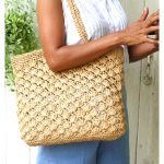 Holiday Raffia Bag Free Crochet Pattern and Video Tutorial