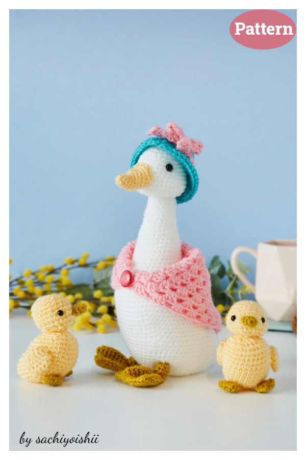 Mummy Duck and Baby Duckling Crochet Pattern