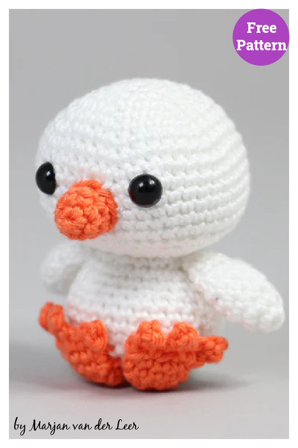 Miniature Duckling Free Crochet Pattern