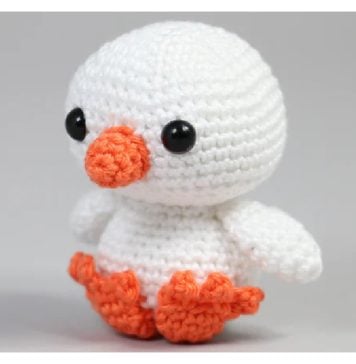 Miniature Duckling Free Crochet Pattern