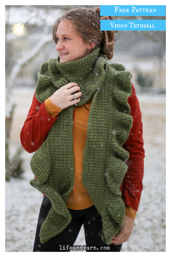 Chunky Ruffled Scarf Free Crochet Pattern and Video Tutorial