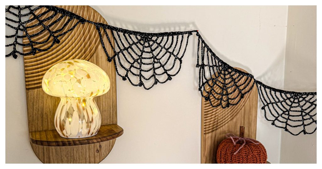 Spider Web Garland Free Crochet Pattern