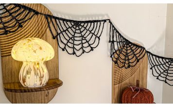Spider Web Garland Free Crochet Pattern